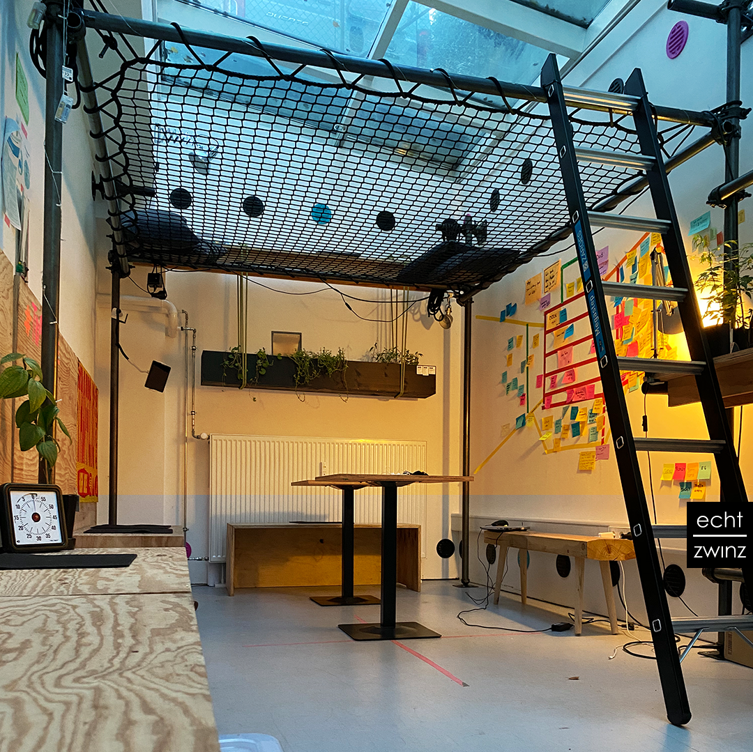 Ungesehene Agentur-Büro-Möbel für den Creative Space, liegend im Think Tank Interior Design